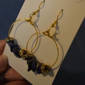 Handmade Natural Gem Stones Beads Plated Gold Hanging Earrings (2.5")